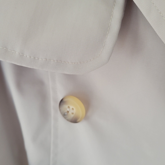 NOIZE NWT Evelyn Tan Classic Trench Coat Sz Sm - Vegan/Recycled Products Used - Picture 6 of 12